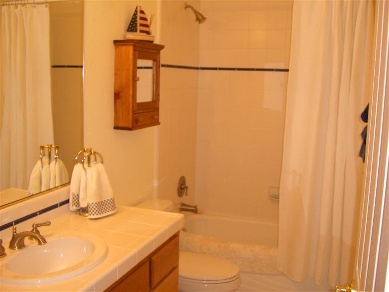 908 E Milgeo Ave, Ripon, CA 95366 photo 17