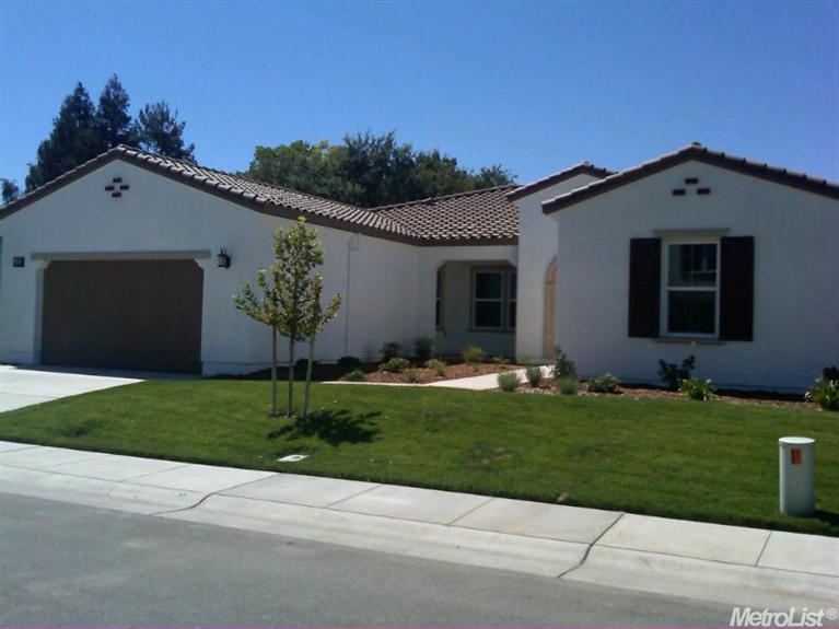 4345 Mahogany Ln, Davis, CA 95618 photo 1
