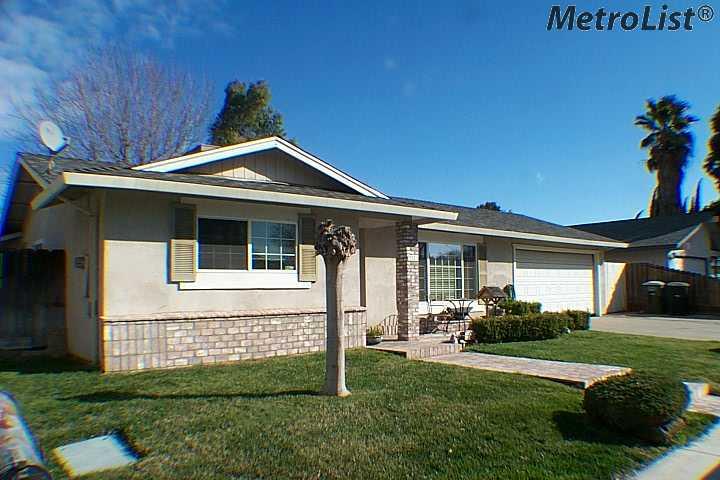 3221 Para Dr, Modesto, CA 95355 photo 1
