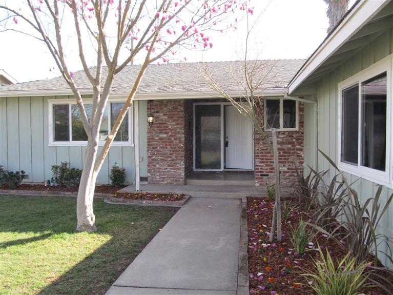 2012 La Jolla Ct, Modesto, CA 95350 photo 3