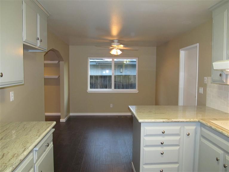 2012 La Jolla Ct, Modesto, CA 95350 photo 9