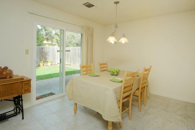 1217 Menlo Dr, Davis, CA 95616 photo 9