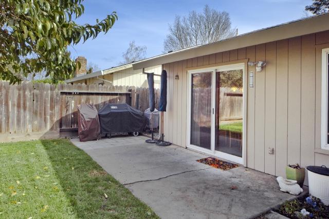 1217 Menlo Dr, Davis, CA 95616 photo 4