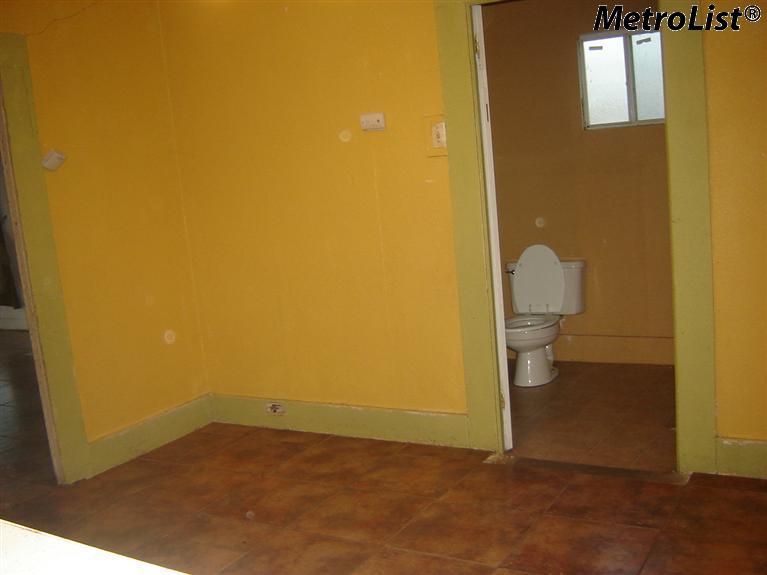 360 E Durian, Coalinga, CA 93210 photo 8