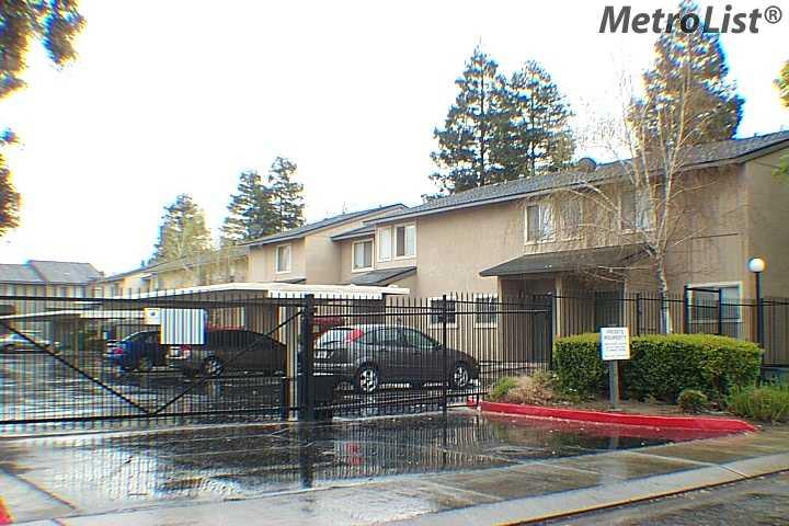 512 Pirinen Ln #e, Modesto, CA 95354 photo 1