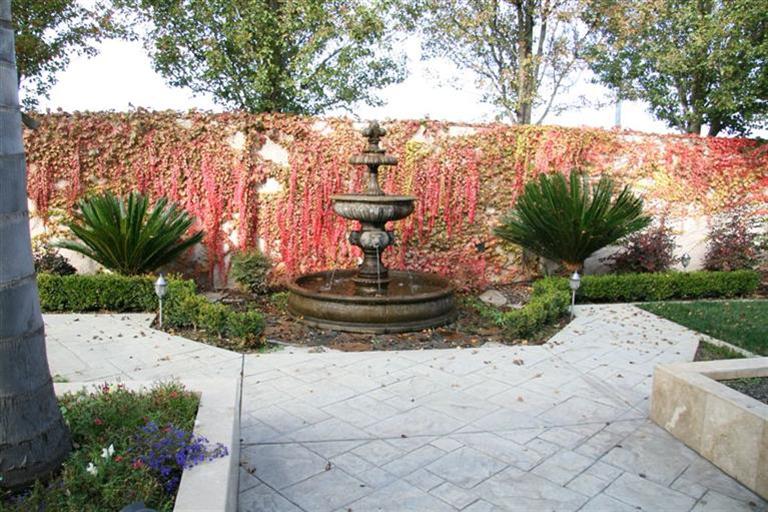 1809 Avignon Ln, Modesto, CA 95356 photo 2