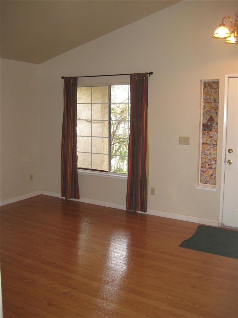 1328 Cribari Dr, Modesto, CA 95358 photo 3