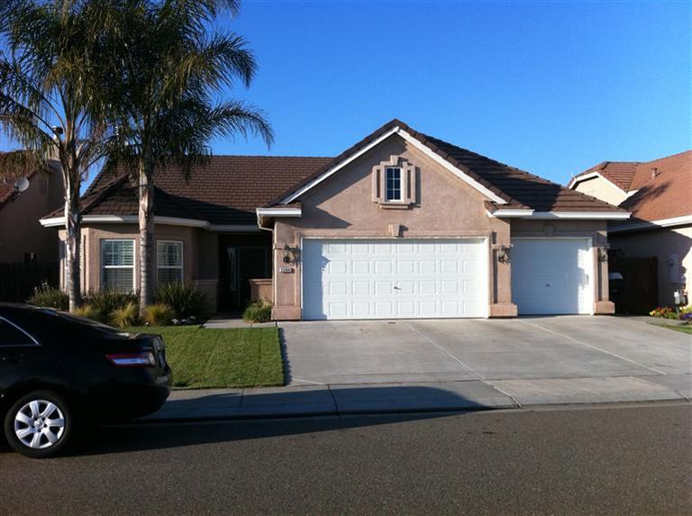 3509 Isabella Dr, Modesto, CA 95355 photo 2