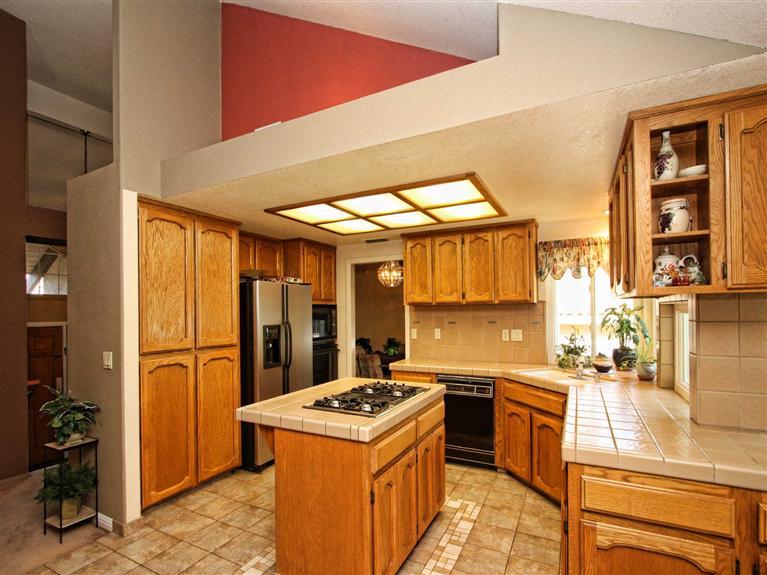 104 Hopper Ln, Folsom, CA 95630 photo 5