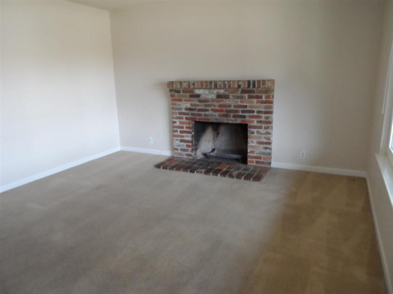 545 El Capitan Ave, Manteca, CA 95337 photo 3
