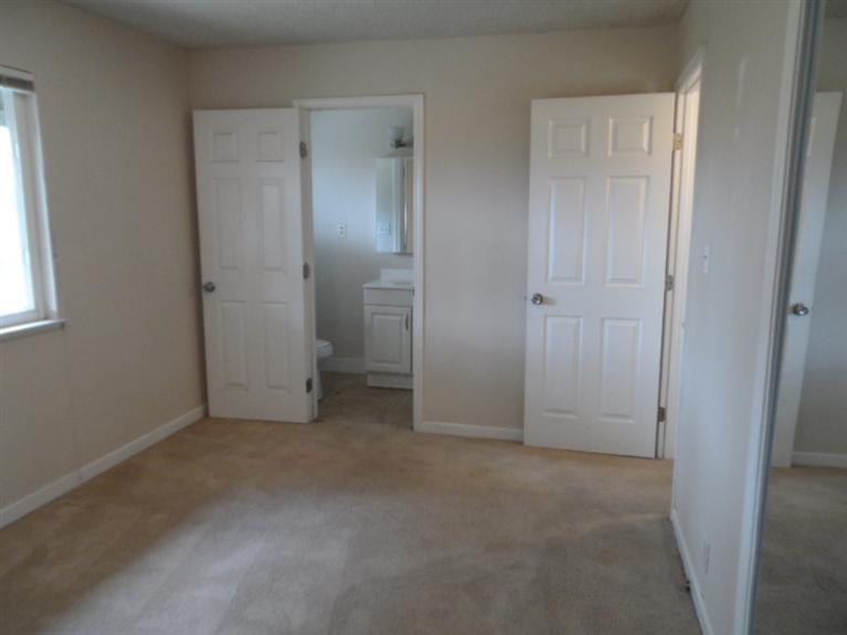 545 El Capitan Ave, Manteca, CA 95337 photo 10
