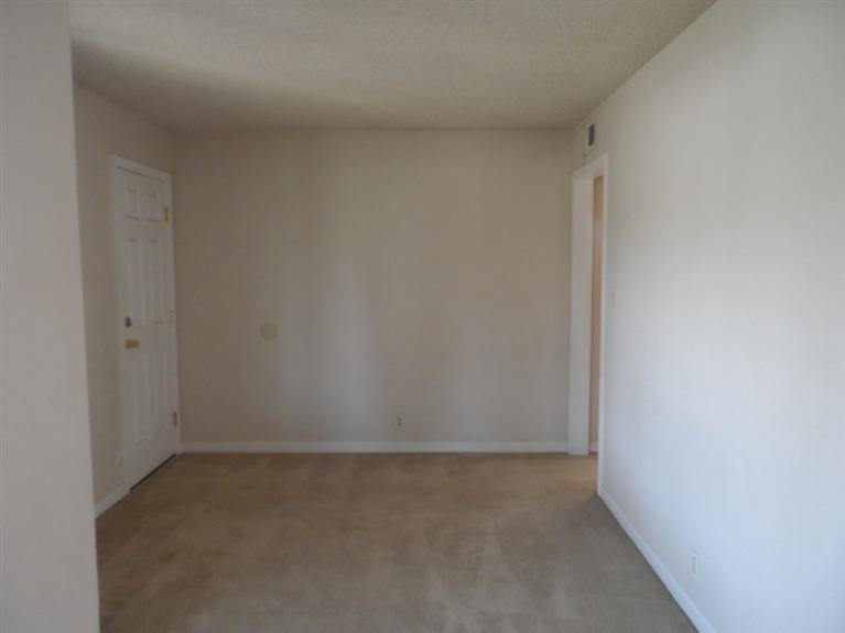545 El Capitan Ave, Manteca, CA 95337 photo 5
