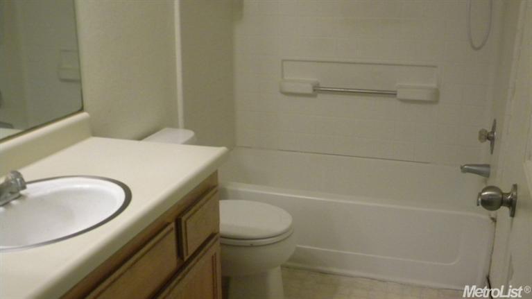 3053 E Acampo Rd, Acampo, CA 95220 photo 8