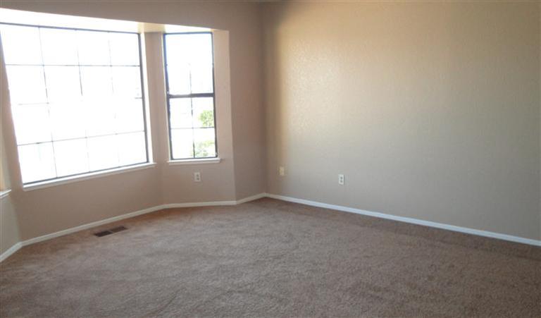 667 Lee Ave, Newman, CA 95360 photo 3