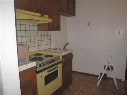 334 W Emerson Ave, Tracy, CA 95376 photo 8