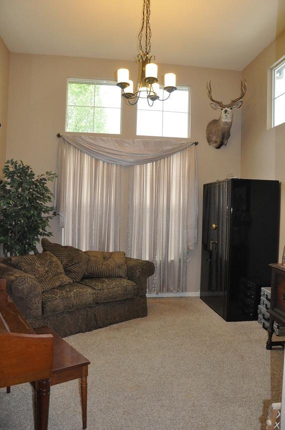 1017 Foxfire Dr, Manteca, CA 95337 photo 3