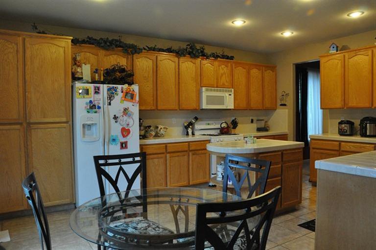 1017 Foxfire Dr, Manteca, CA 95337 photo 5
