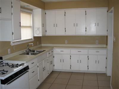 570 E West Ave, Turlock, CA 95380 photo 4