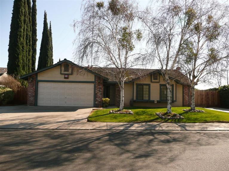 1702 Ocean Way, Modesto, CA 95351 photo 1