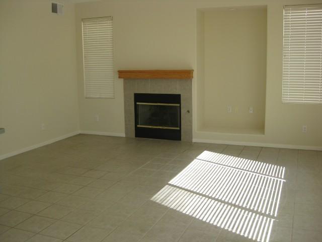 760 Boulder Ave, Lathrop, CA 95330 photo 2