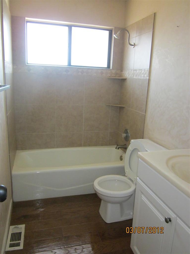 1010 Rose Ave, Modesto, CA 95355 photo 5