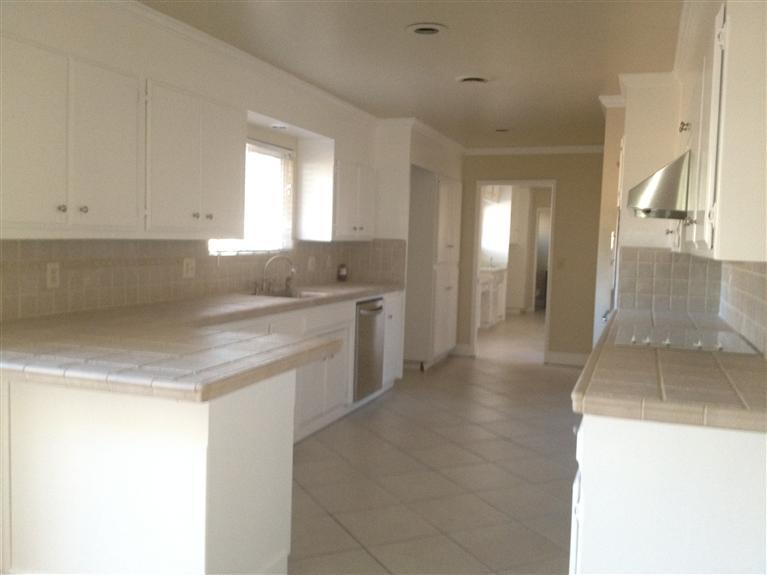 916 Mills Ave, Modesto, CA 95350 photo 4