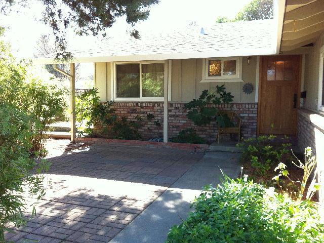 2804 Grinnel Dr, Davis, CA 95618 photo 1