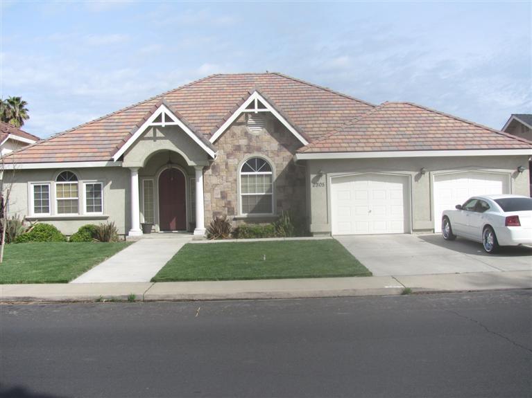 2305 Glasgow Dr, Ceres, CA 95307 photo 1