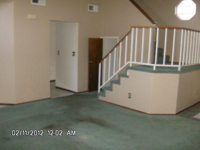2012 Hulst Ct, Modesto, CA 95356 photo 3