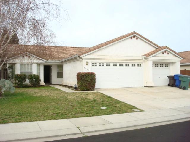 1977 Orme Ln, Manteca, CA 95336 photo 1