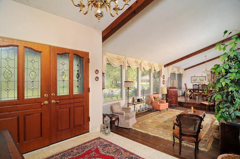 5060 Keane Dr, Carmichael, CA 95608 photo 2