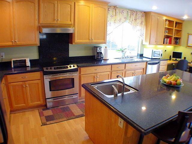 2522 Dudley Dr, Rescue, CA 95672 photo 4