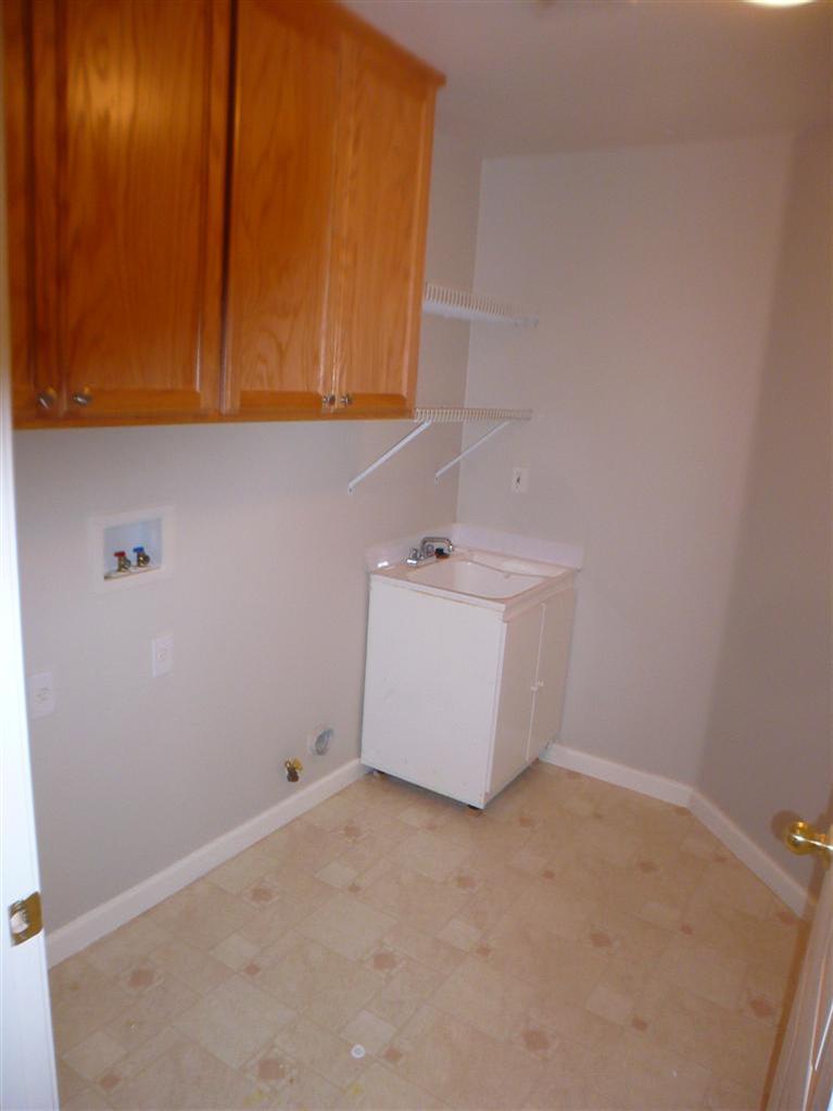 1263 Pyrenees St, Tracy, CA 95304 photo 10