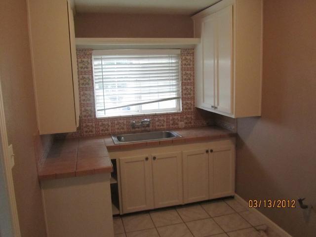 1113 Eugene Ave, Modesto, CA 95351 photo 4
