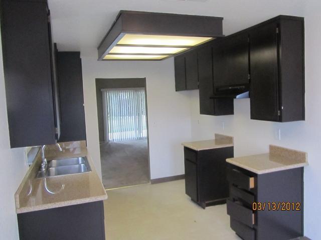 1329 Tyrus St, Modesto, CA 95351 photo 3