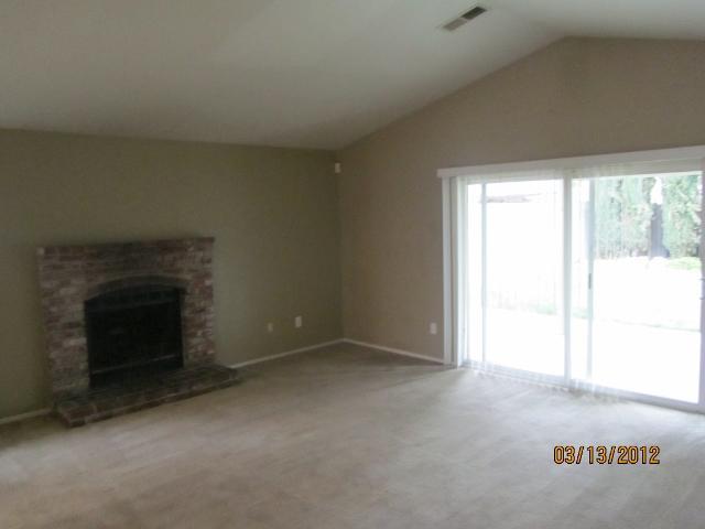 1329 Tyrus St, Modesto, CA 95351 photo 5