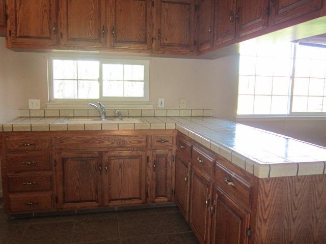 912 Lenore Ct, Modesto, CA 95351 photo 7