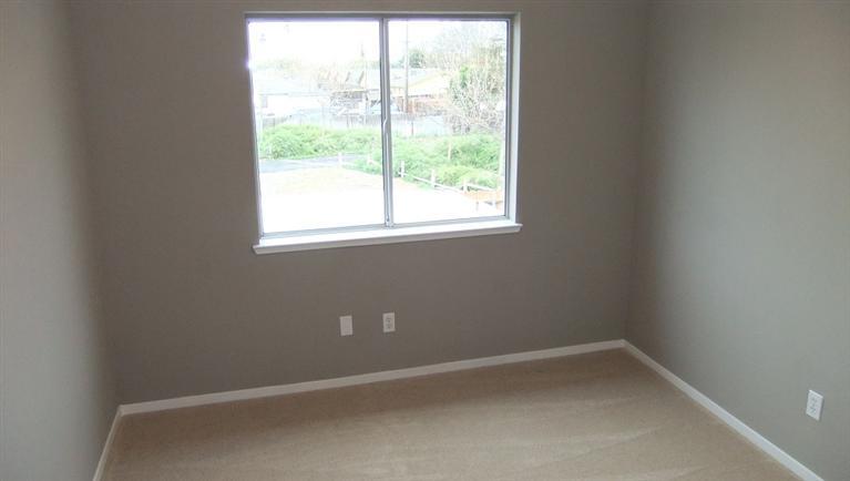 490 Victory Ave, Manteca, CA 95336 photo 7