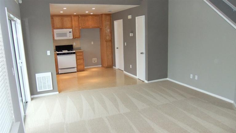 490 Victory Ave, Manteca, CA 95336 photo 2