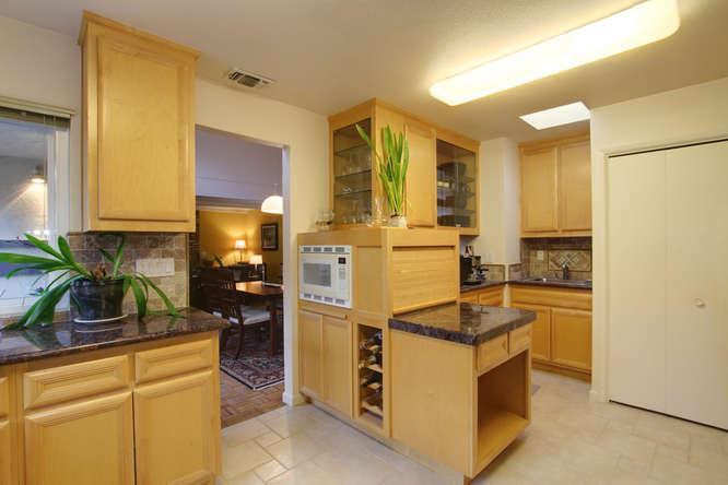1217 Arthur St, Davis, CA 95616 photo 5