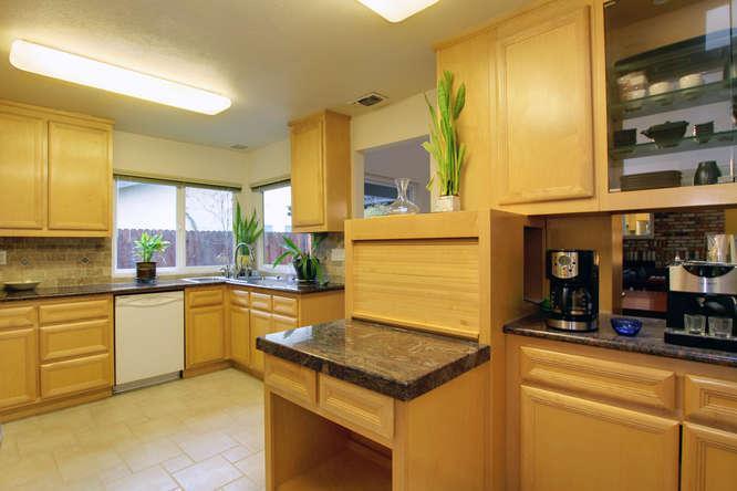 1217 Arthur St, Davis, CA 95616 photo 4