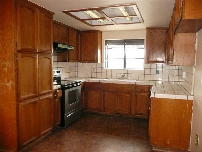 1318 Sausalito Way, Modesto, CA 95351 photo 3