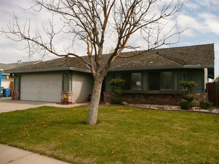1318 Sausalito Way, Modesto, CA 95351 photo 1