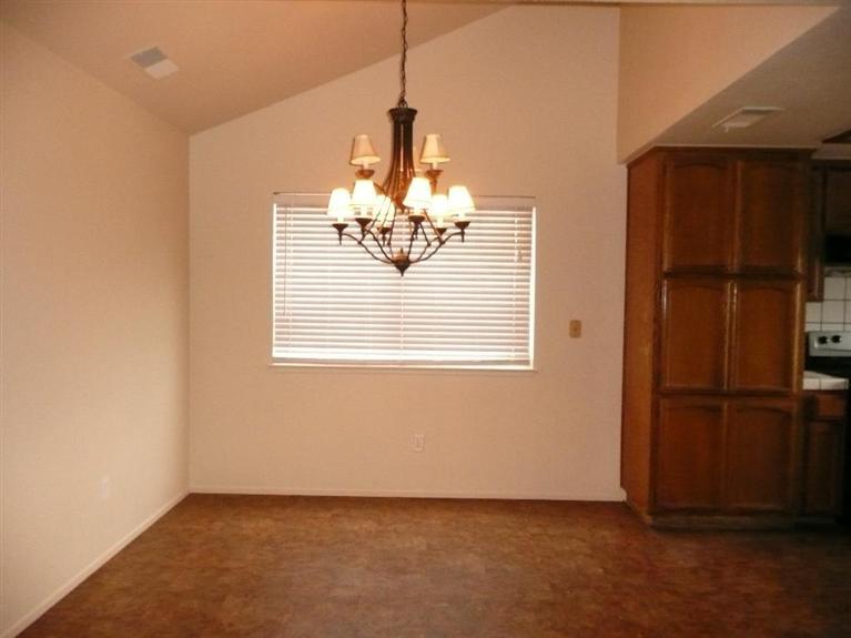 1318 Sausalito Way, Modesto, CA 95351 photo 4