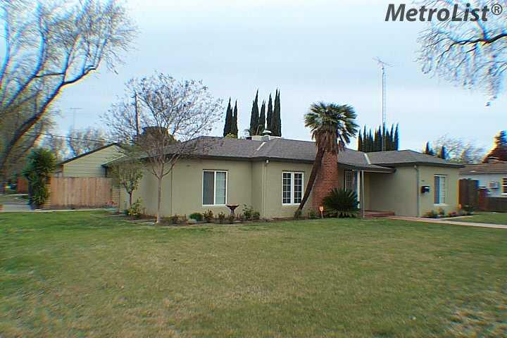 429 N 5th St, Patterson, CA 95363 photo 1