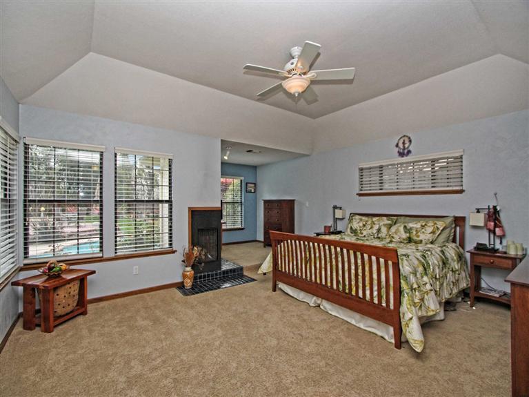 6424 Meadowhill Ct, Carmichael, CA 95608 photo 13