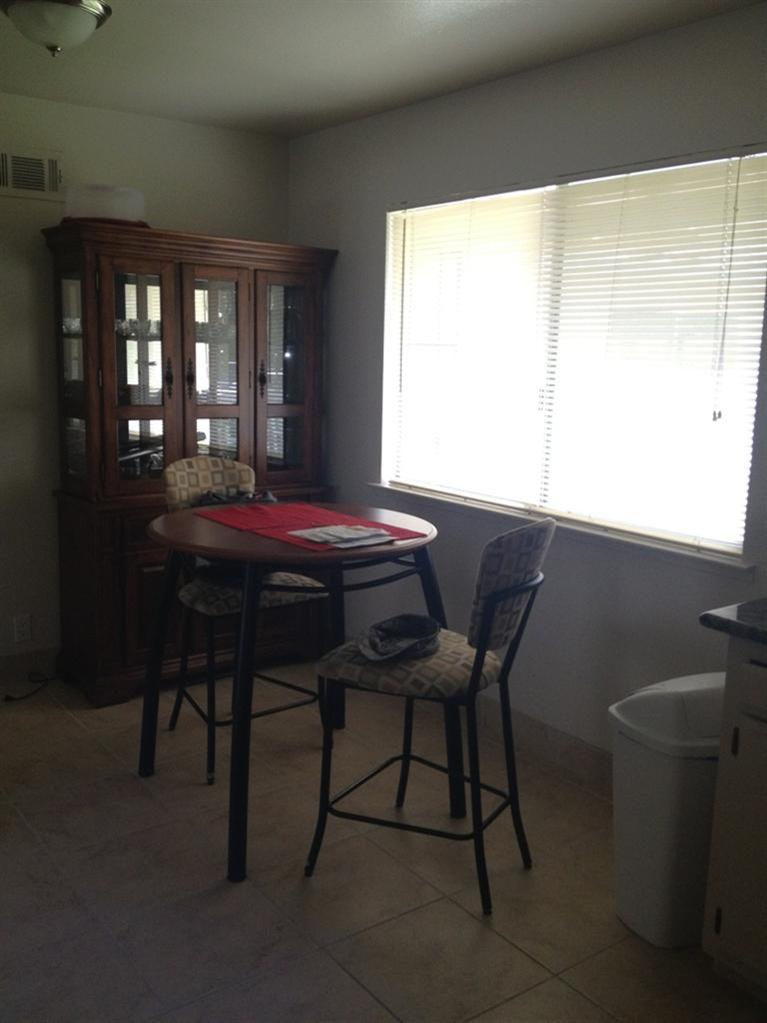 327 Eva Ct, Manteca, CA 95336 photo 8