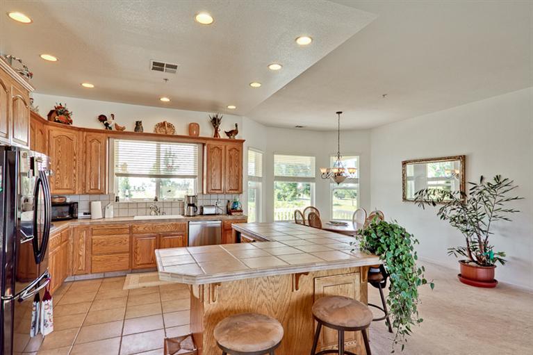 12191 Kirkwood St, Herald, CA 95638 photo 5