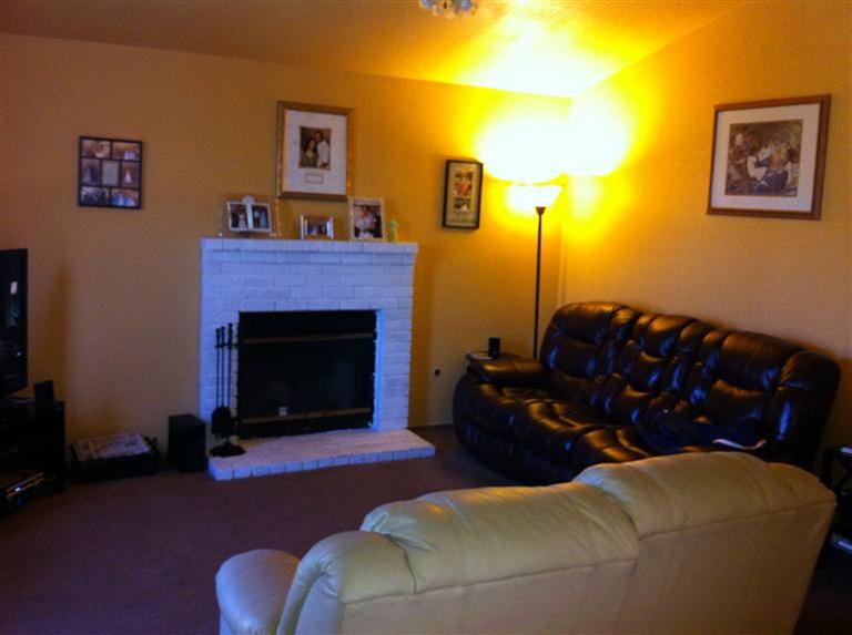 704 Mamilane, Modesto, CA 95351 photo 1