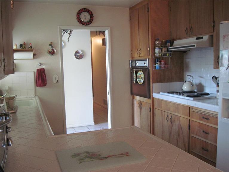 1617 Derek Way, Modesto, CA 95350 photo 4